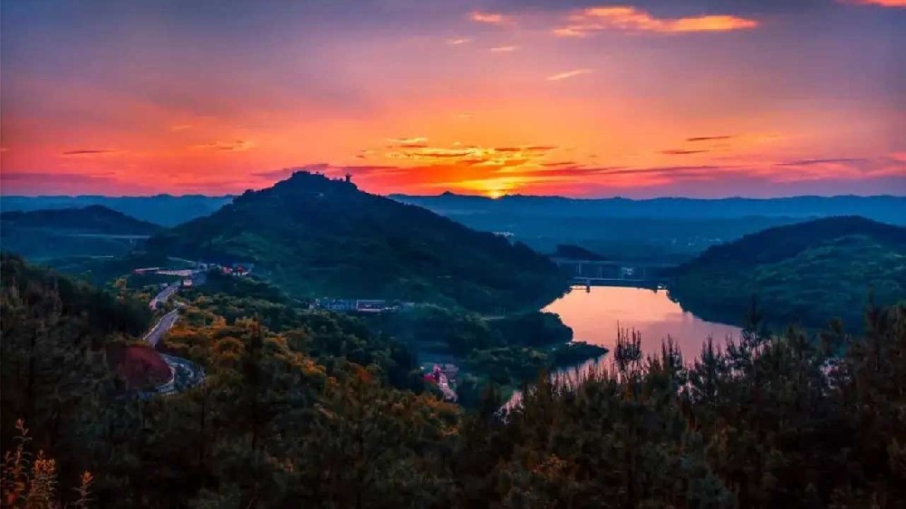 重慶：梁平區(qū)首屆明月山生態(tài)旅游文化節(jié)即將舉行，助力巴蜀文化旅游走廊建設(shè)！